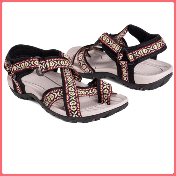 muk luk sport sandals